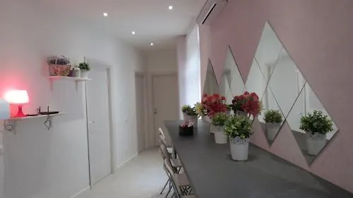 La Casita 2*